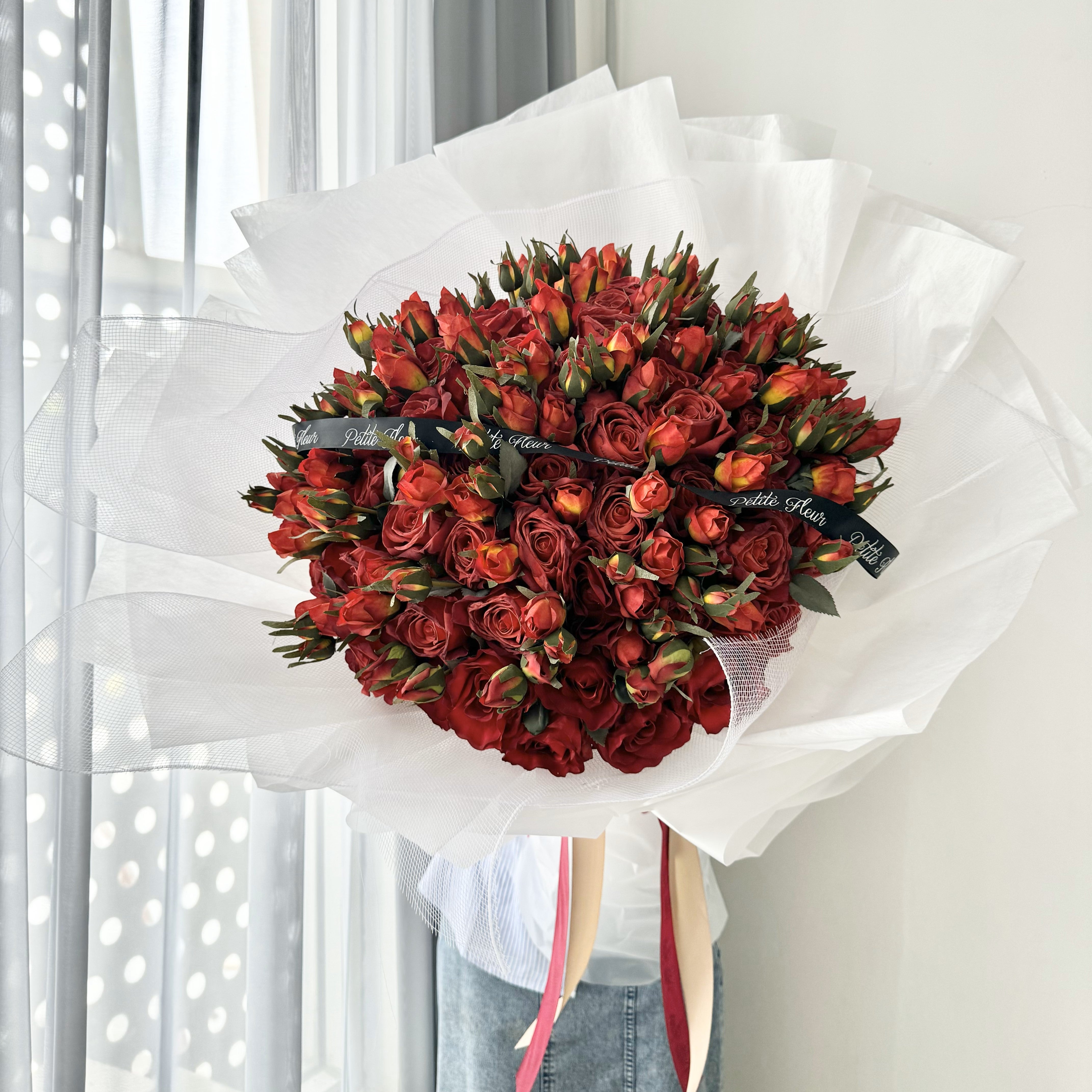 60 Artificial Red Roses Bouquet