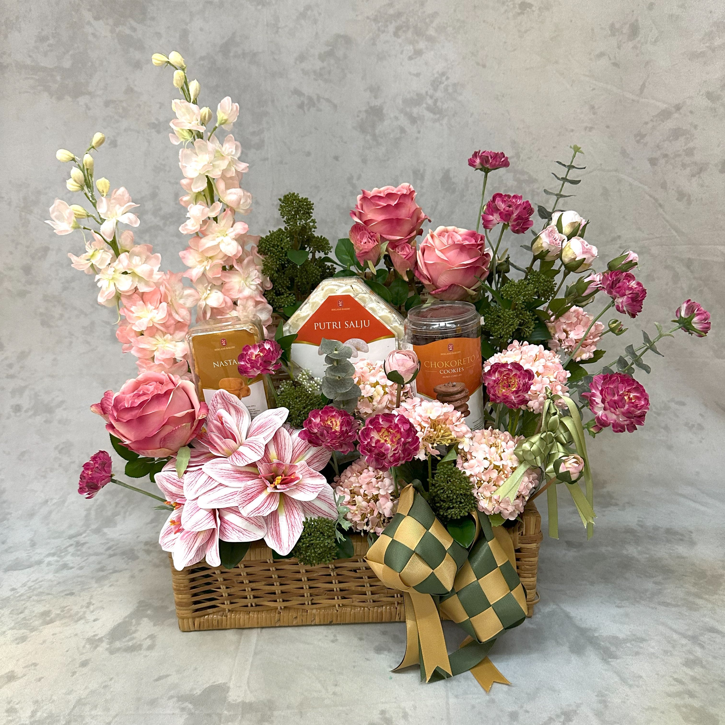 Enchanting Ramadan Floral Hamper