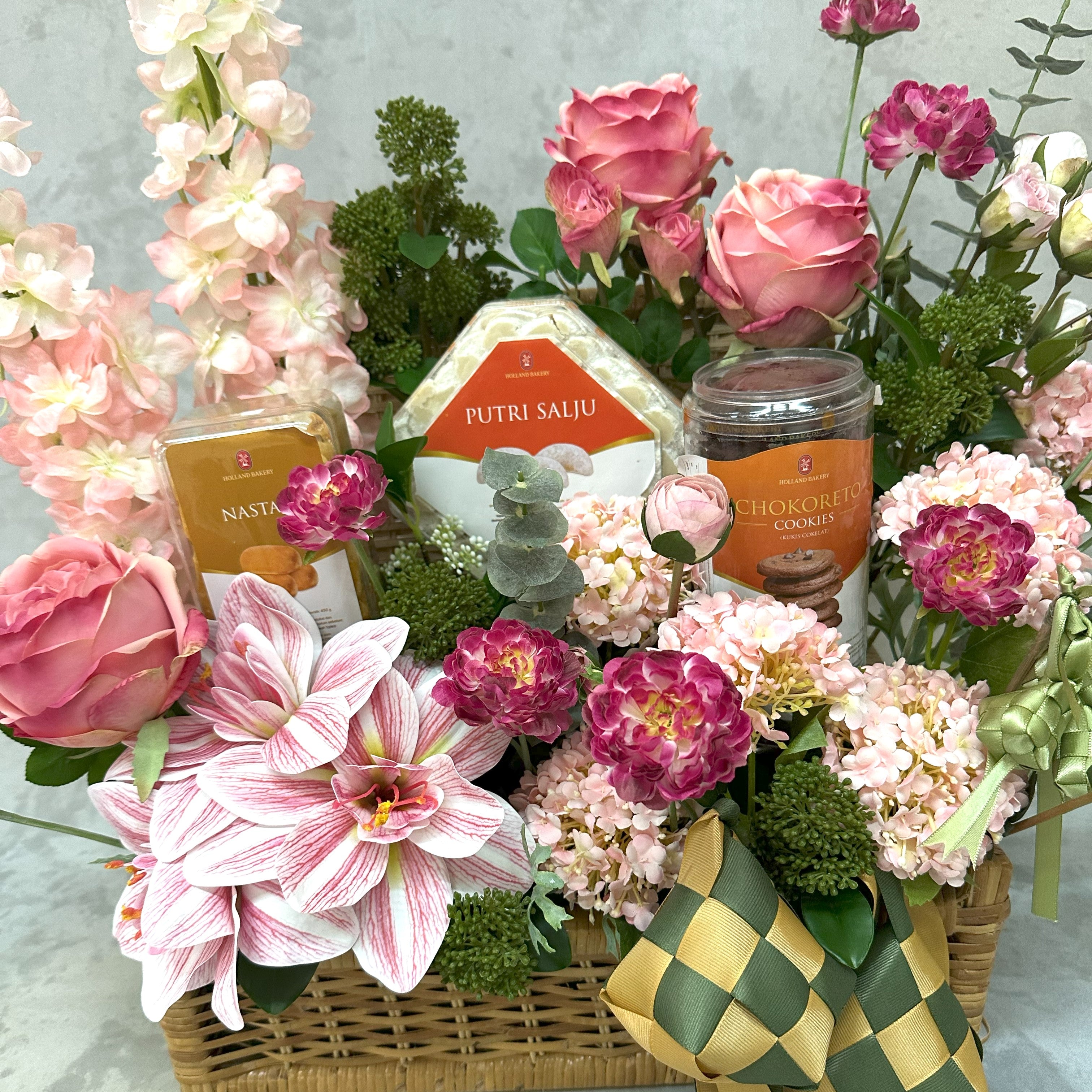 Enchanting Ramadan Floral Hamper