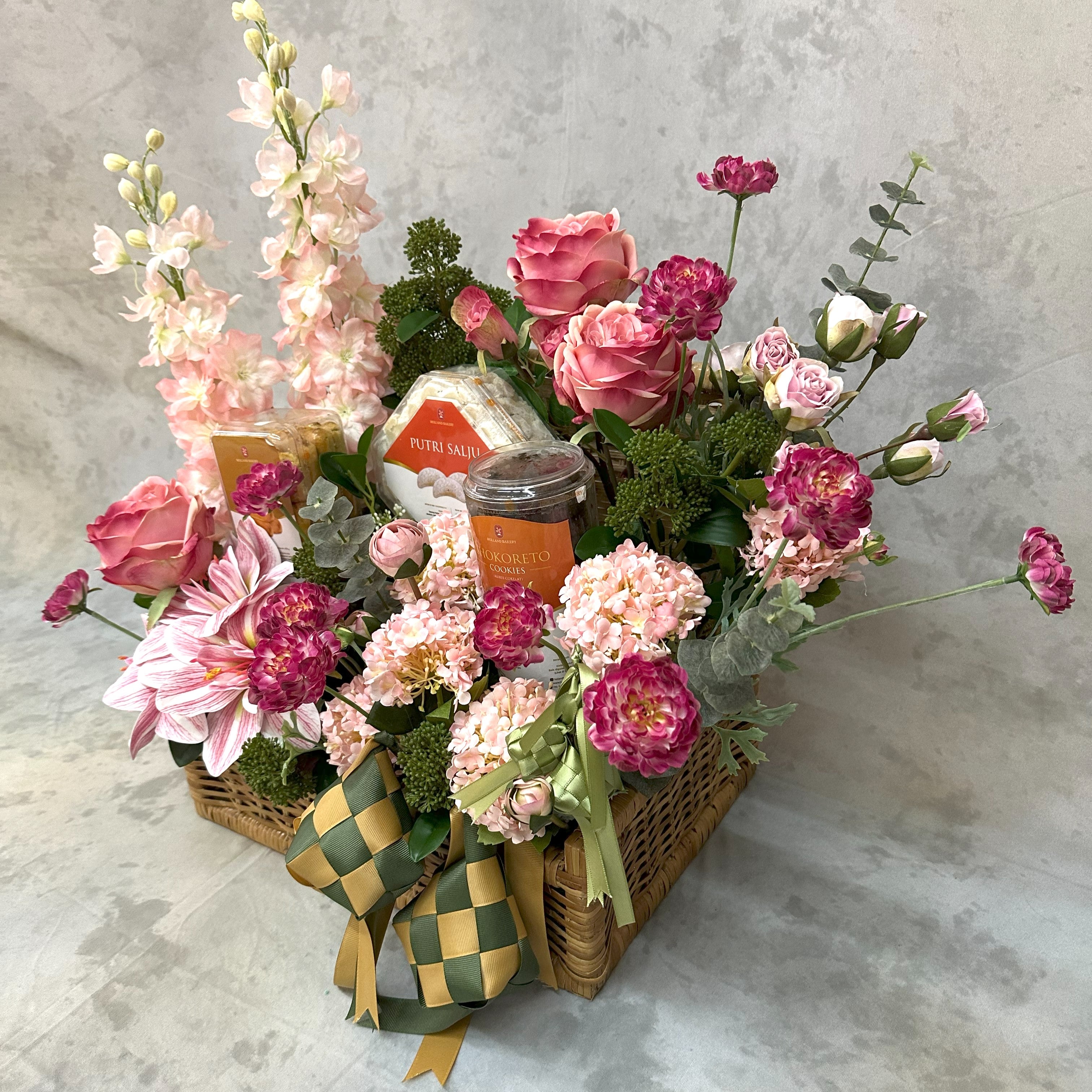 Enchanting Ramadan Floral Hamper