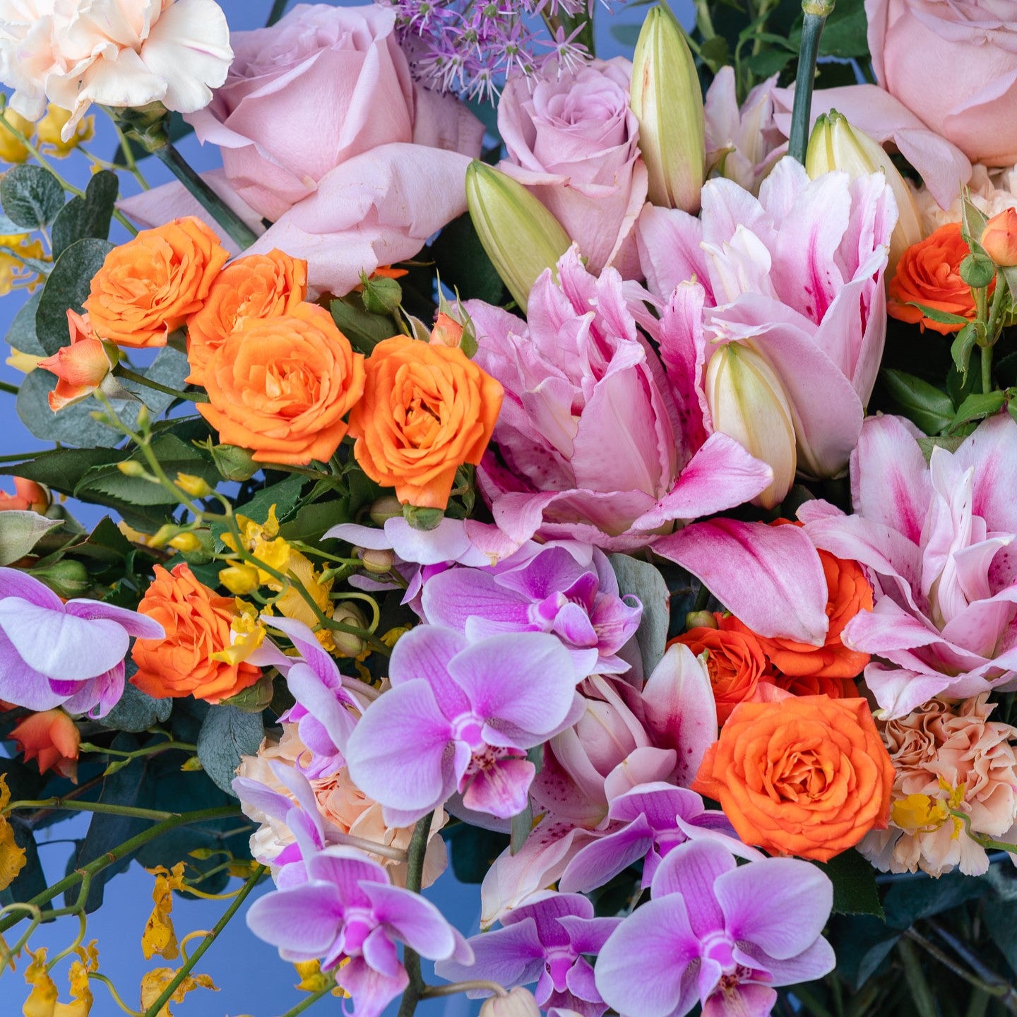 Bright And Cheerful Vase Arrangement